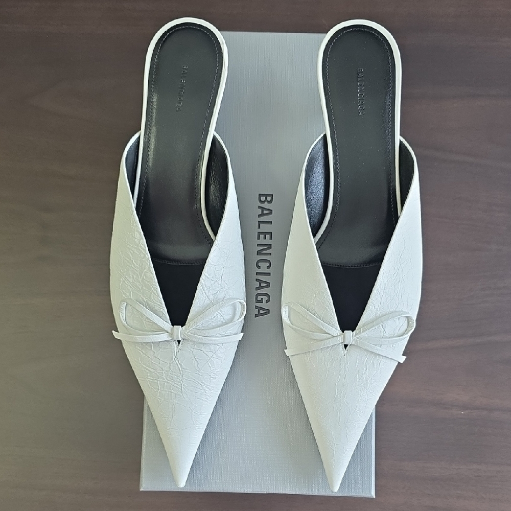 Balenciaga Women's White Bow-Detail Mules